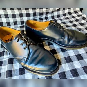 Dr Martens  RARE deep blue oxford